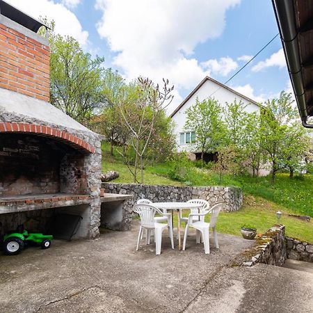 Apartments With A Parking Space Slunj, Plitvice - 18152 Exterior foto